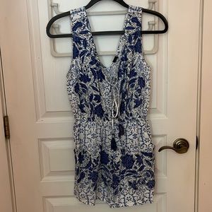 Blue patterned sleeveless romper